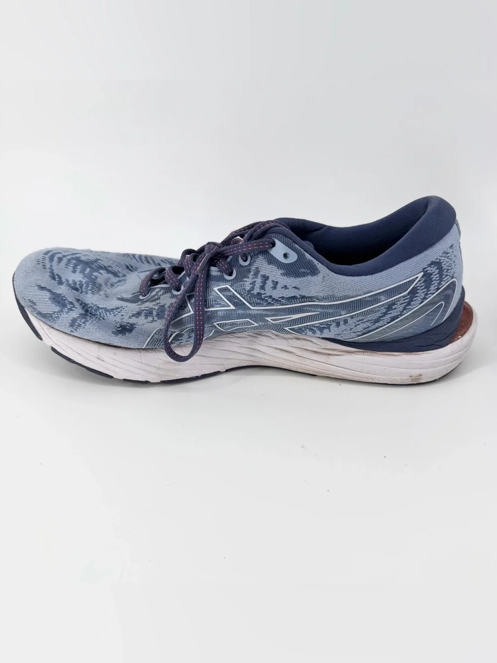ASICS Women's Size 10.5 Gel-Cumulus 23 Mist Blue Running Shoes 1012A888
